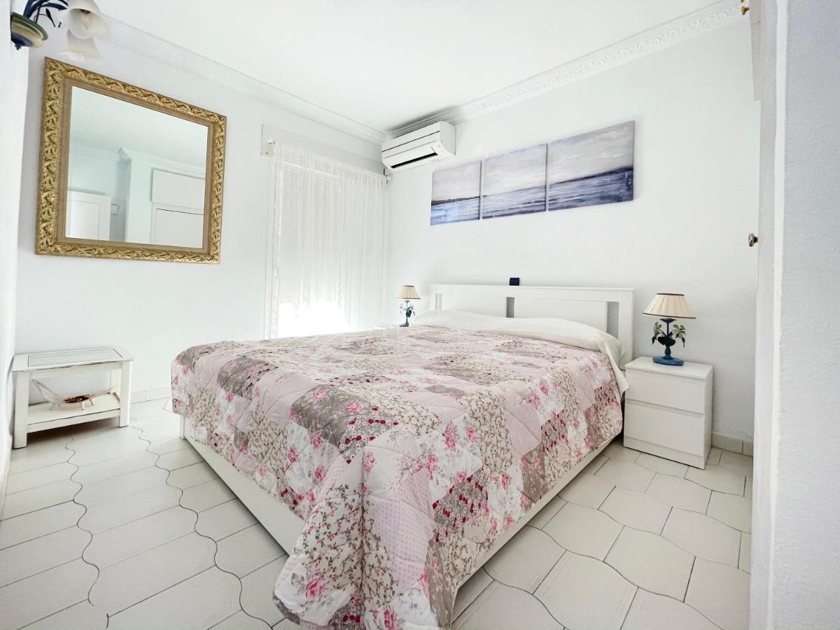 Beautiful Apartment With Sea Views, Benal Beach Benalmádena Zewnętrze zdjęcie